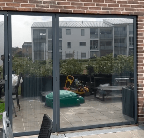Terrassedør med solfilm